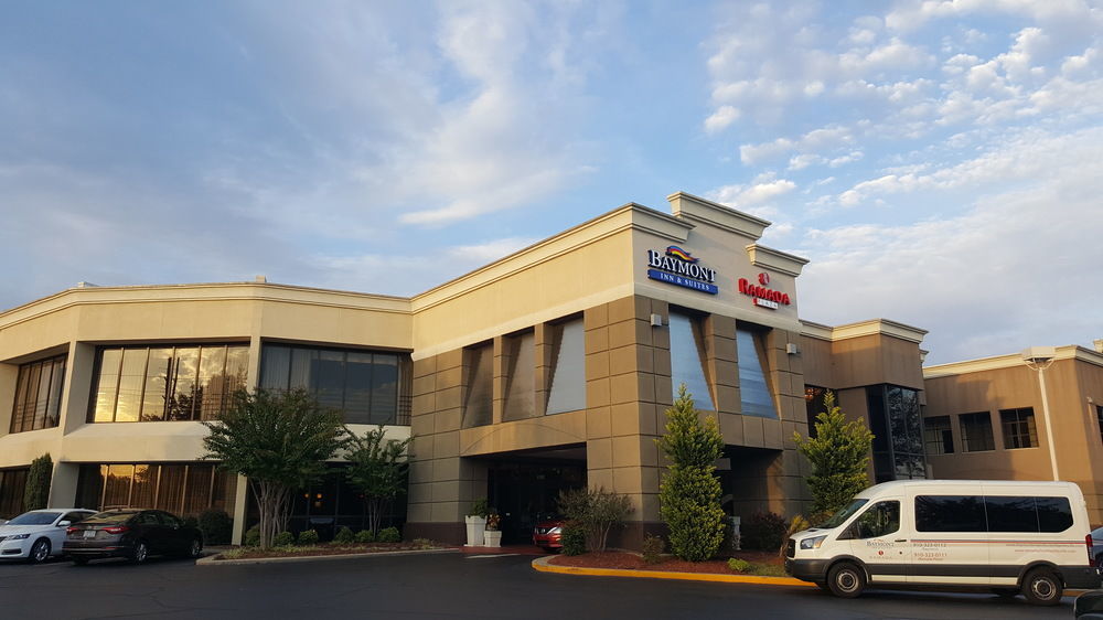 Baymont By Wyndham Fayetteville Fort Bragg Area Екстериор снимка