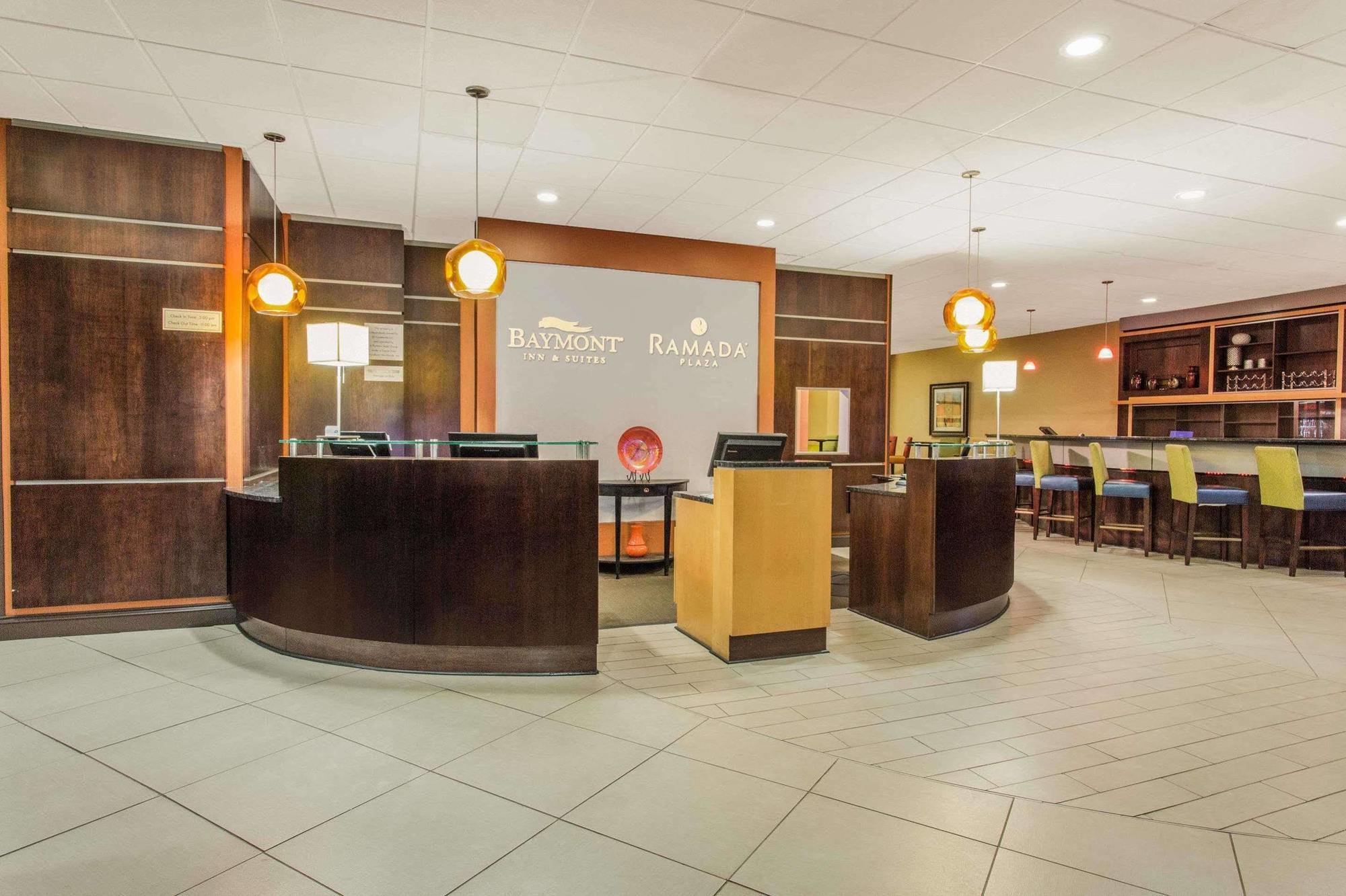 Baymont By Wyndham Fayetteville Fort Bragg Area Екстериор снимка